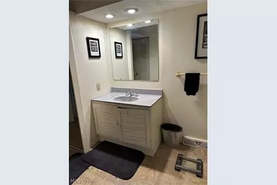 200 Granger Road #11, Medina, OH 44256 - Photo 12