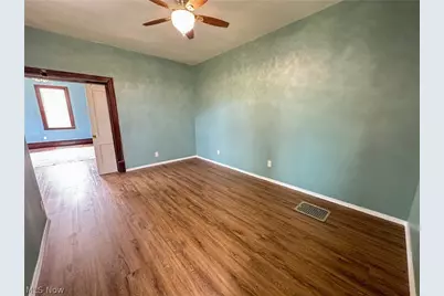 166 S Ohio Street, Cadiz, OH 43907 - Photo 10