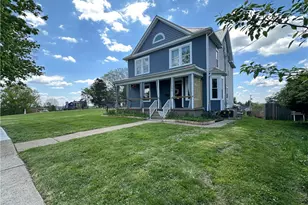 166 S Ohio St, Cadiz, OH 43907 - Photo 2