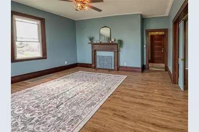 166 S Ohio Street, Cadiz, OH 43907 - Photo 6