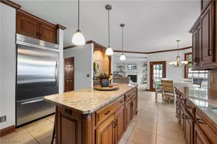 2515 Holgate Rd, Akron, OH 44313 - Photo 8