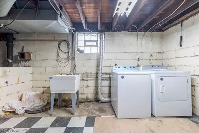 214 Poplar Street, Dover, OH 44622 - Photo 16