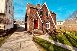 94 E 217th St, Euclid, OH 44123 - Photo 2