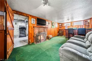 94 E 217th St, Euclid, OH 44123 - Photo 22