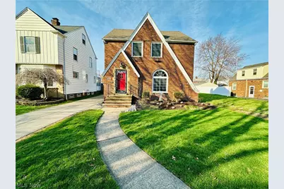 94 E 217th Street, Euclid, OH 44123 - Photo 1