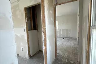 1002 Cleveland Ave SW, Canton, OH 44707 - Photo 8