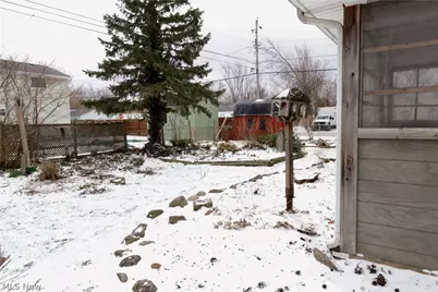 693 Idlewood Avenue, Sheffield Lake, OH 44054 - Photo 30