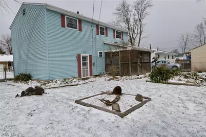 693 Idlewood Avenue, Sheffield Lake, OH 44054 - Photo 28