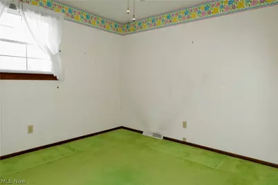 693 Idlewood Avenue, Sheffield Lake, OH 44054 - Photo 12