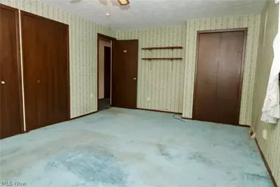 693 Idlewood Avenue, Sheffield Lake, OH 44054 - Photo 16