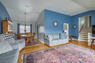 6230 Somerset Dr, North Olmsted, OH 44070 - Photo 2