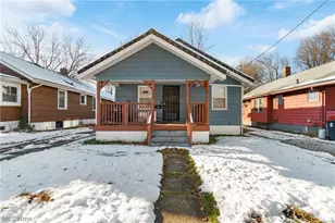 696 Merton Ave, Akron, OH 44306 - Photo 2