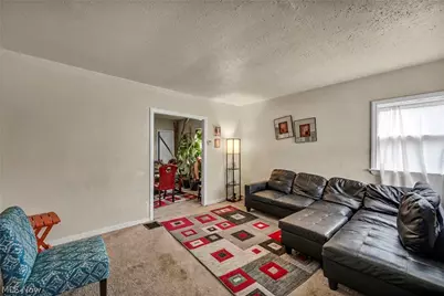 12827 Kirton, Loveland, OH 44135 - Photo 4