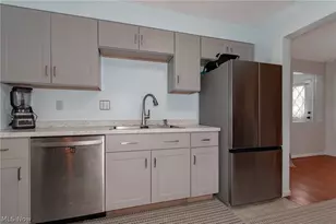 7165 Anthony Ct, Madison, OH 44057 - Photo 12