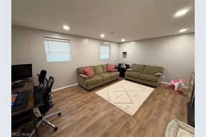 531 Heatherwood Drive SE, Warren, OH 44484 - Photo 10