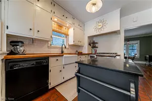 2904 Clarkson Rd, Cleveland Heights, OH 44118 - Photo 8