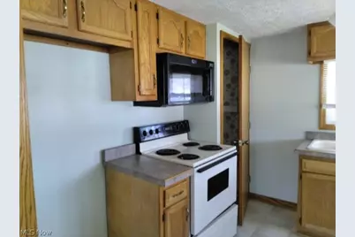 2804 Osage Avenue, Akron, OH 44312 - Photo 8