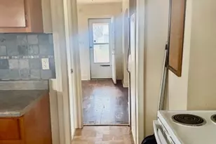 512 New 4th St, Fairport Harbor, OH 44077 - Photo 6