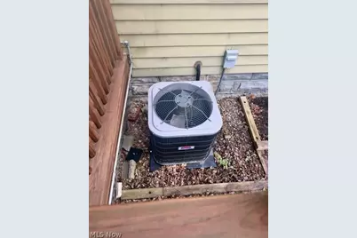 512 New 4th Street, Fairport Harbor, OH 44077 - Photo 14