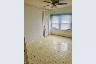 512 New 4th Street, Fairport Harbor, OH 44077 - Photo 10