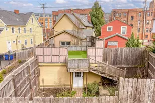 1554 W 29th St, Loveland, OH 44113 - Photo 4