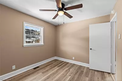 523 Union Street, Martins Ferry, OH 43935 - Photo 14