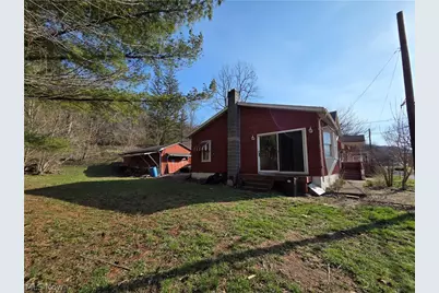 54990 Maple Avenue, Bridgeport, OH 43912 - Photo 2