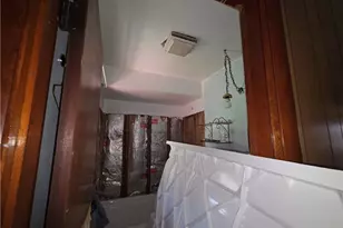 54990 Maple Ave, Bridgeport, OH 43912 - Photo 10