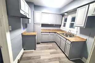 1140 E 144th St, Loveland, OH 44110 - Photo 2