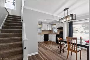 107 Renee Dr, Struthers, OH 44471 - Photo 8