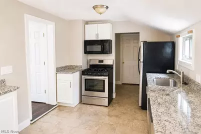 3410 Hancock Avenue, Loveland, OH 44113 - Photo 8