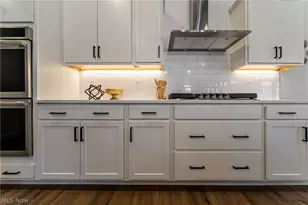 23425 Bryden Rd, Huber Heights, OH 44122 - Photo 14