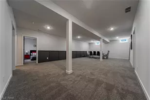 23425 Bryden Rd, Huber Heights, OH 44122 - Photo 30