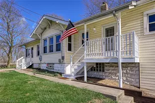 925 Springdale Rd, Stow, OH 44224 - Photo 2