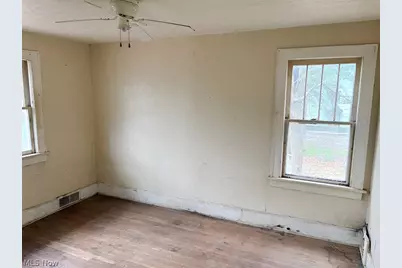 1525 14th Street NE, Canton, OH 44705 - Photo 12