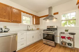 3821 Montevista Rd, Cleveland Heights, OH 44121 - Photo 8