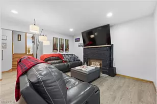 318 31st St NW, Canton, OH 44709 - Photo 8