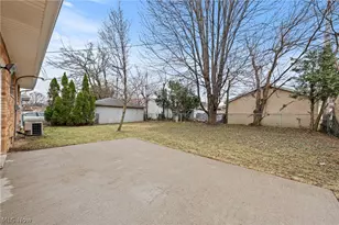 1201 Galaxy Dr, Loveland, OH 44109 - Photo 18