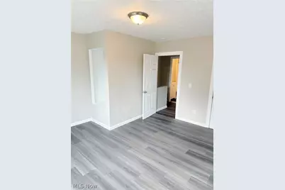 3900 W 23rd Street, Loveland, OH 44109 - Photo 6