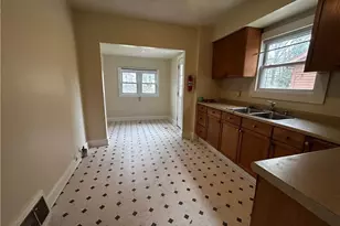 431 Noah Ave, Akron, OH 44320 - Photo 4