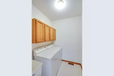 1235 Spring Ridge Circle, Alliance, OH 44601 - Photo 54