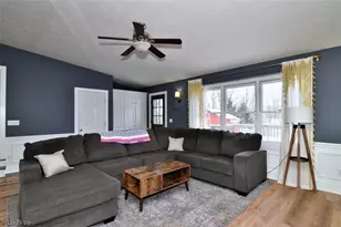 324 South St, Chardon, OH 44024 - Photo 10