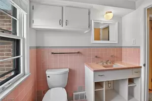 2416 Fenwood Rd, University Heights, OH 44118 - Photo 22