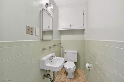 2416 Fenwood Road, University Heights, OH 44118 - Photo 12