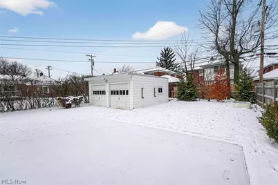 2416 Fenwood Road, University Heights, OH 44118 - Photo 32