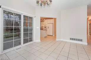 3729 Edgehill Dr, Loveland, OH 44121 - Photo 10