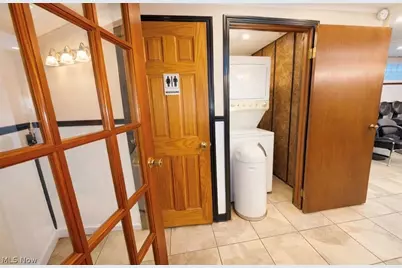 17201 Euclid Avenue, Loveland, OH 44112 - Photo 10