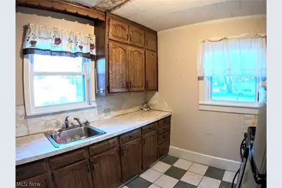 328 W Bowman Street, Wooster, OH 44691 - Photo 8