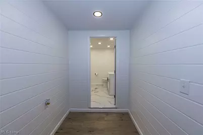 1463 4th Street, Lakemore, OH 44250 - Photo 24