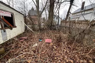 7300 Claasen Ave, Loveland, OH 44105 - Photo 12